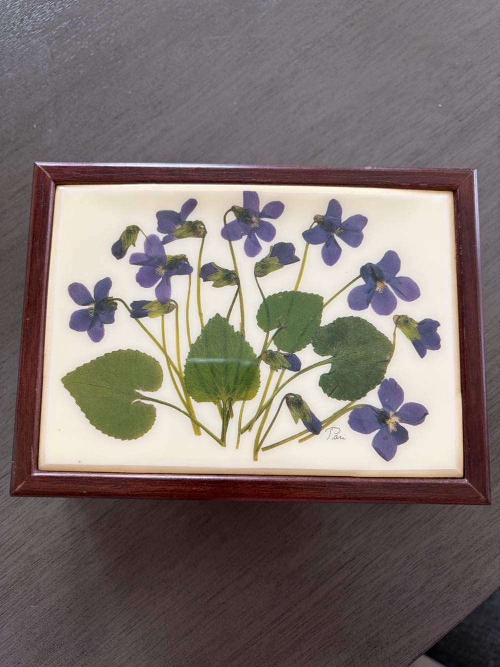 Pressed Violet Flower Wood Jewelry Box Signed Tari - Picture 2 of 5